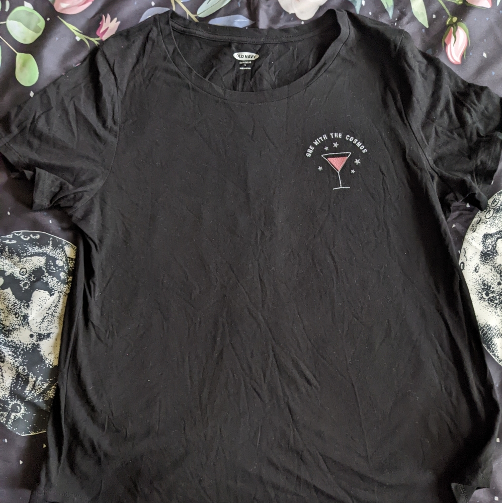 NWOT Old Navy Everywhere Embroidered Shirt